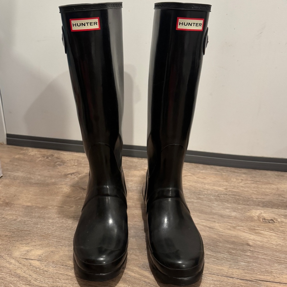 Hunter Glossy Black Tall Boots